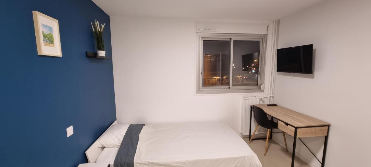 Chambres Avec Douche Privative Dans Appartement Partage - Metro - Wifi Toulouse Exterior foto